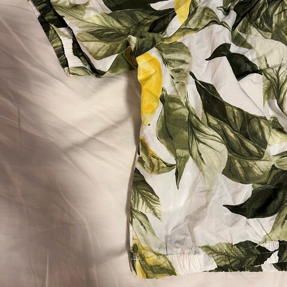 Lemon Top 🍋 - Picture 5 of 5